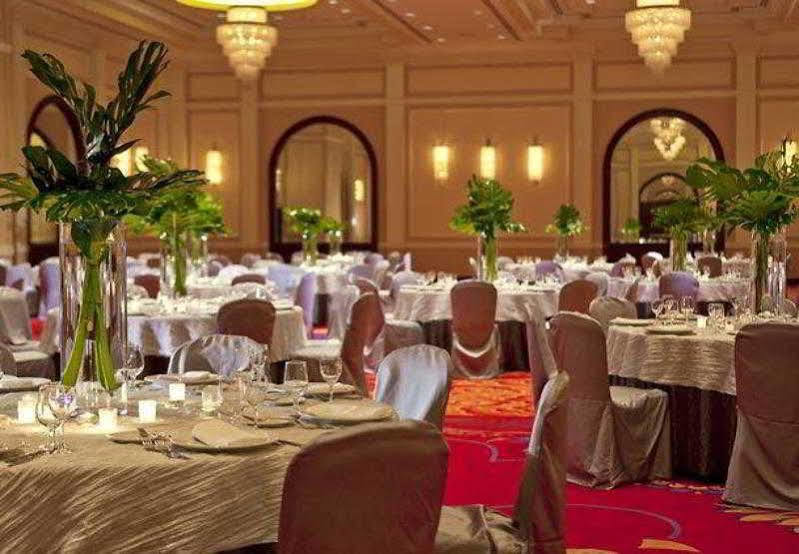 Delta Hotels By Marriott Woodbridge Iselin Екстериор снимка